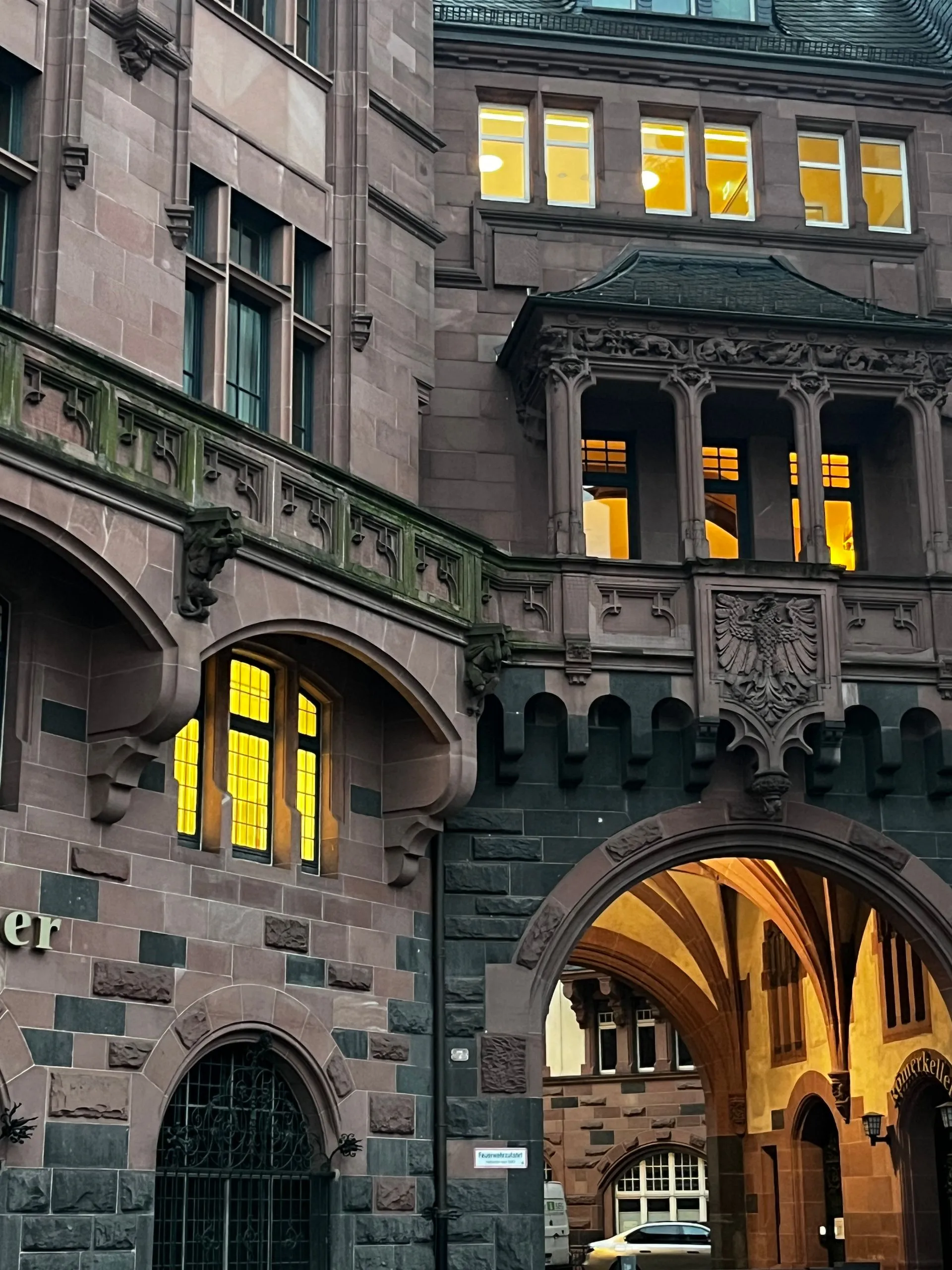 Frankfurt Römer – Stadt der Gegensätze Stadtführung