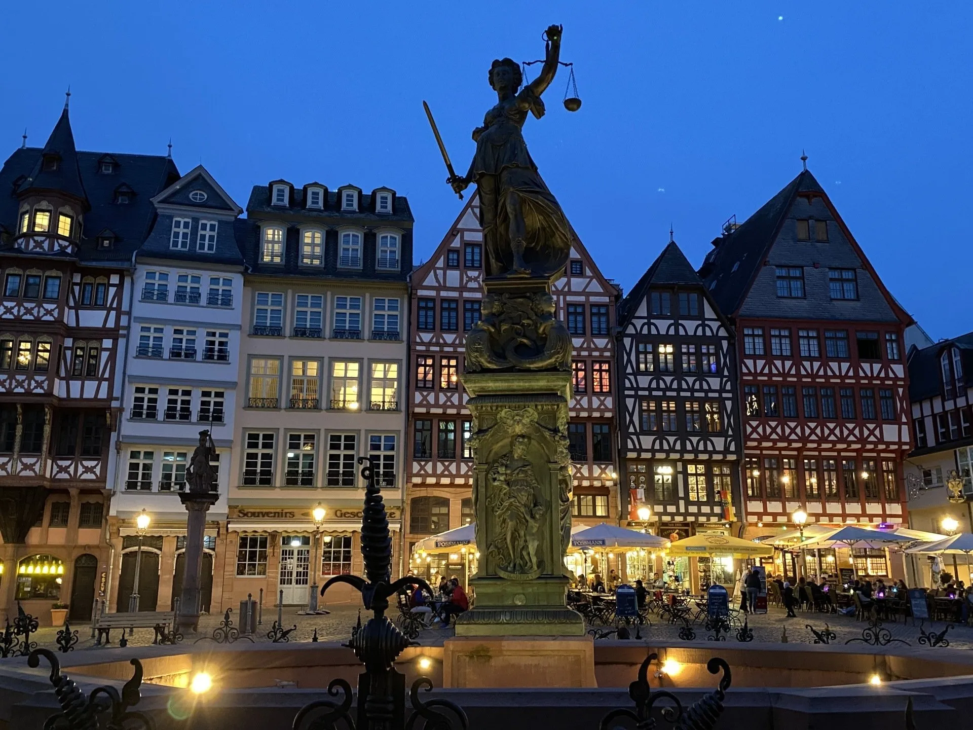 Römerberg Frankfurt – Stadtführung mit Sandra Poller